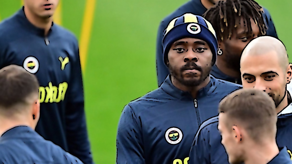 Fenerbahçe'de Osayi Samuel ile Sözleşme Krizi: Galatasaray İddiaları Panik Yarattı